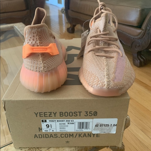 SOLD Clay yeezy boost 350s - Picture 1 of 4